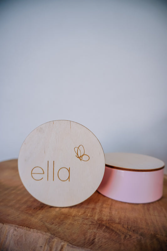 Metalen blikje met gegraveerd houten deksel (set van 10 stuks)