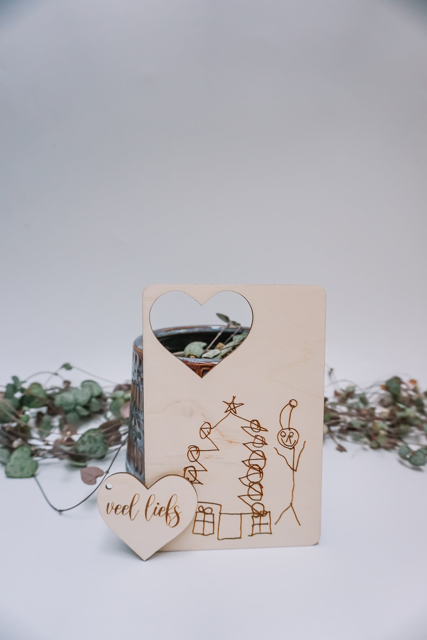 Houten kerstkaart met eigen tekening