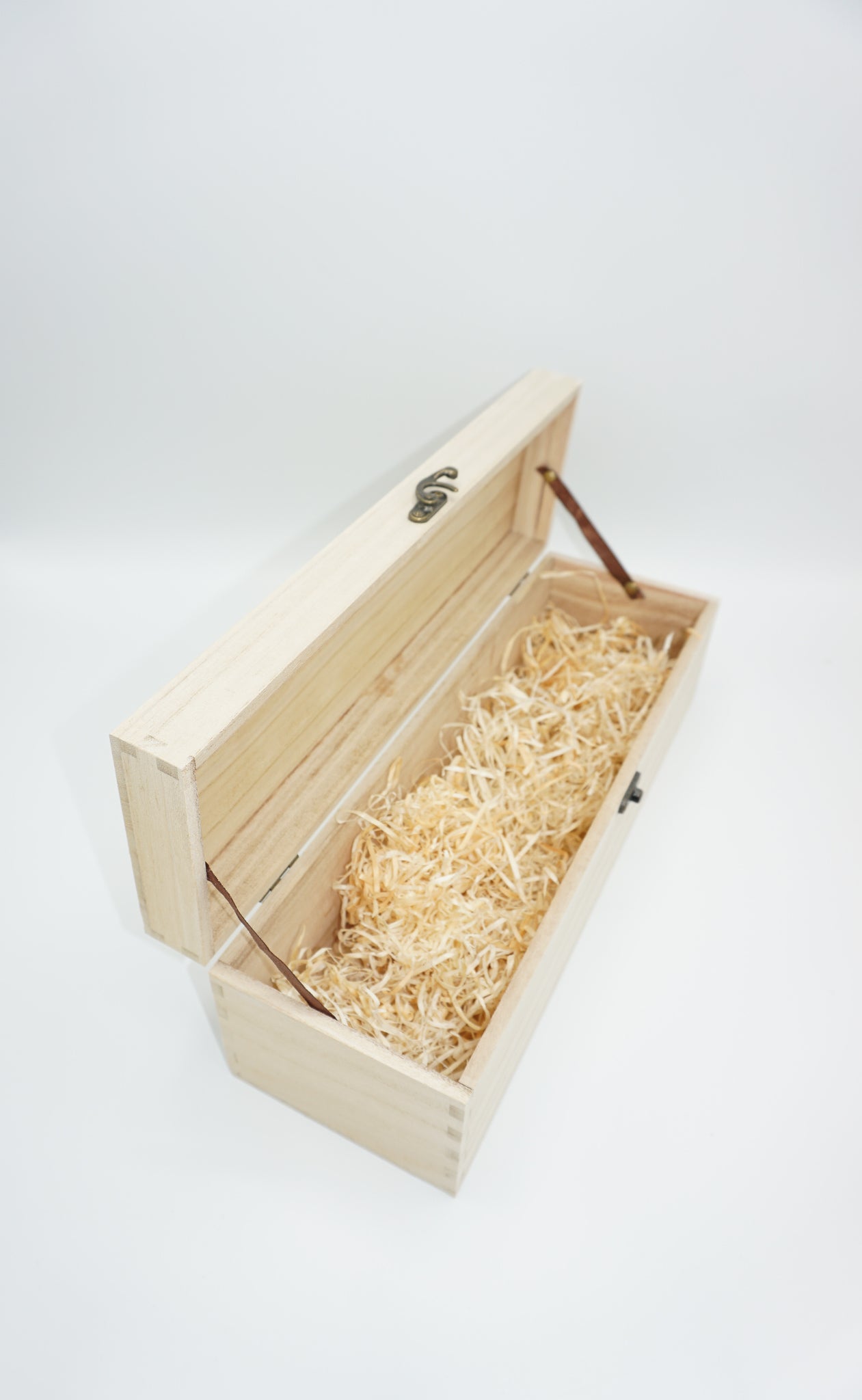 Gegraveerde houten wijnkist