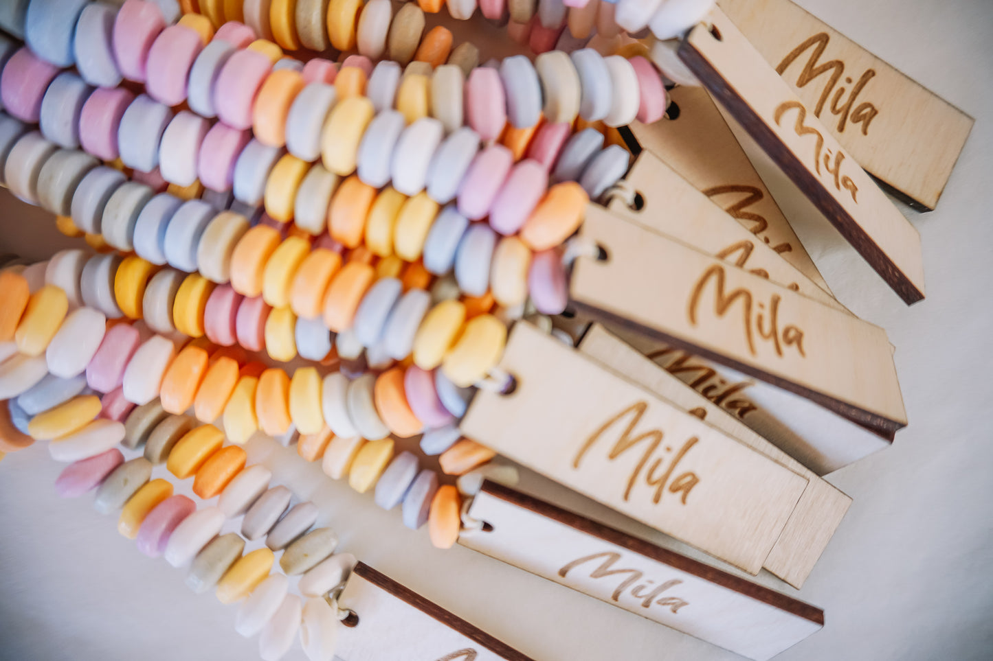 Snoepketting met houten label