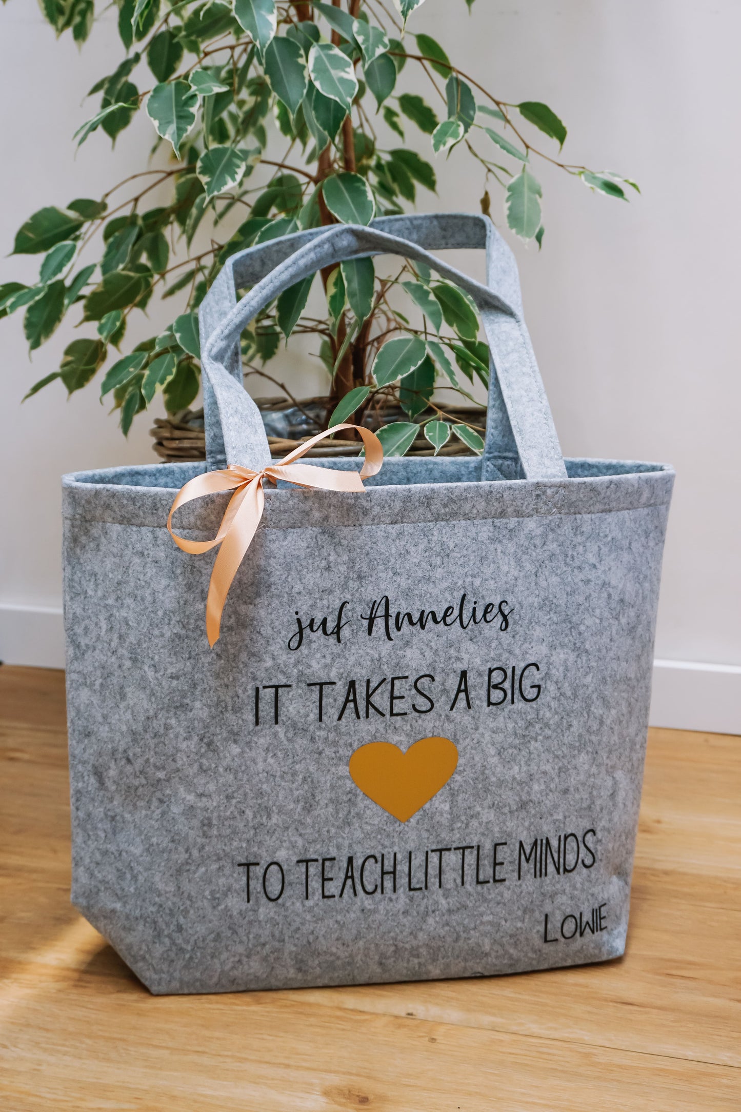 Vilten Shopper It takes a big heart