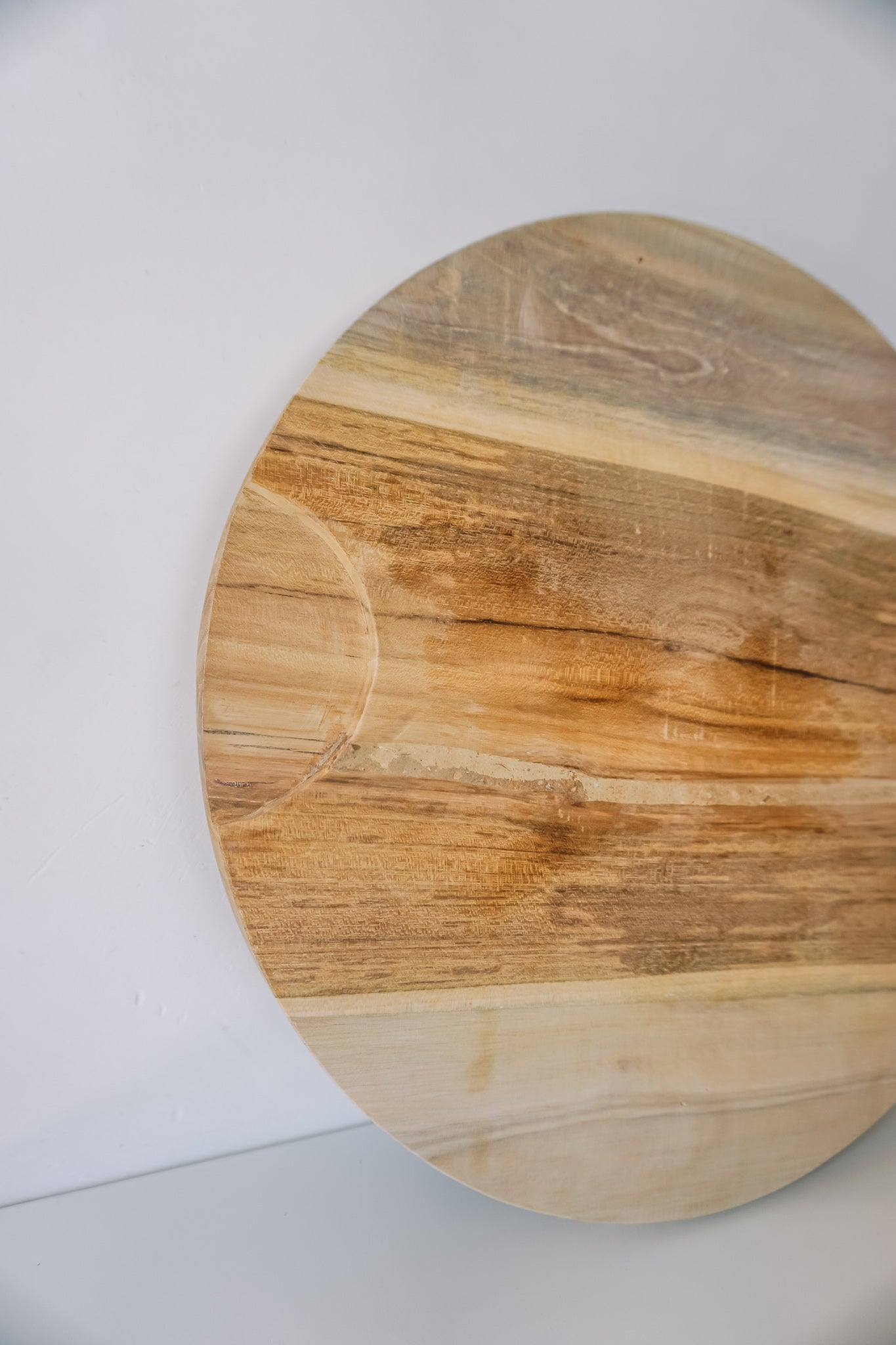 Gegraveerde ronde houten tapasplank