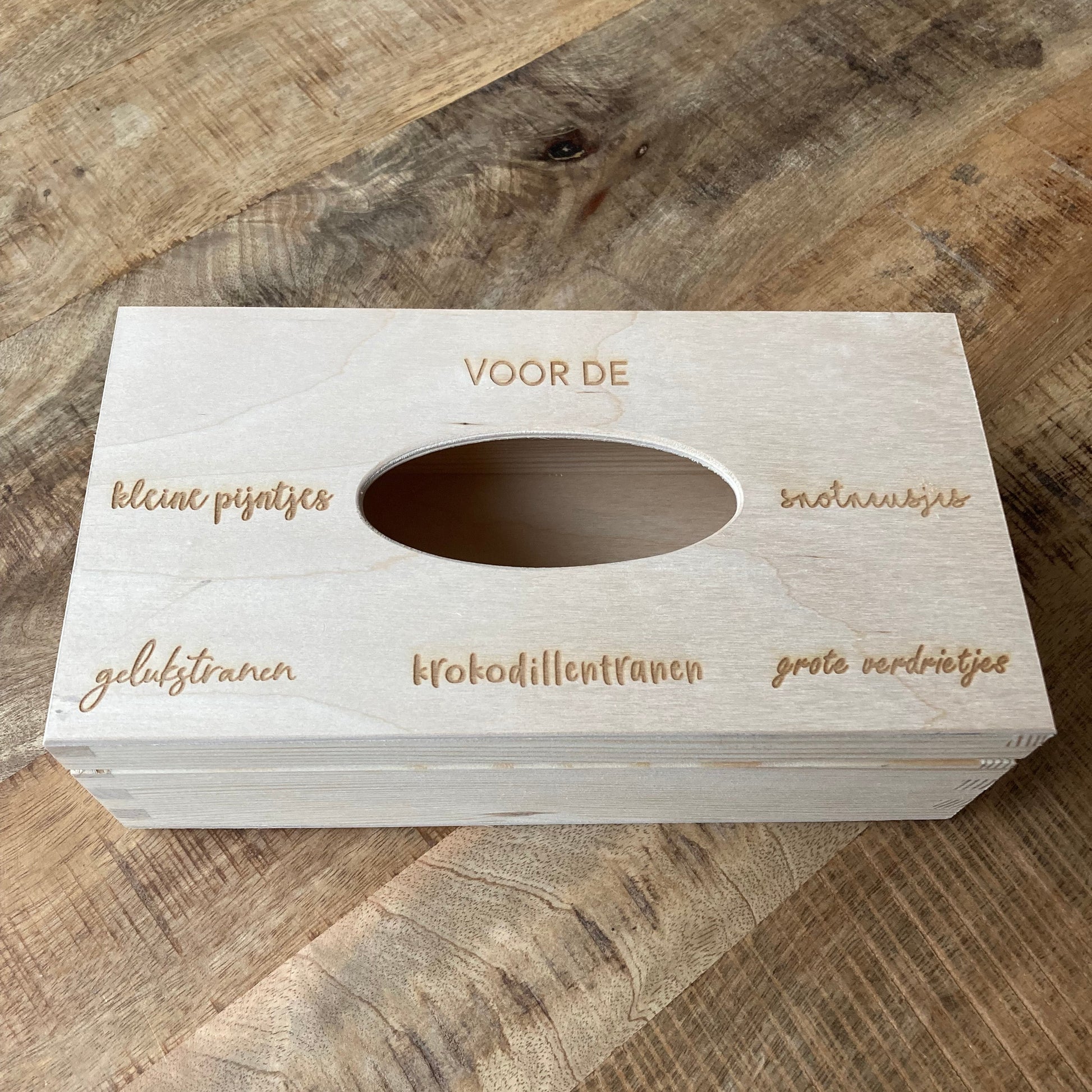 Tissuedoos gegraveerd