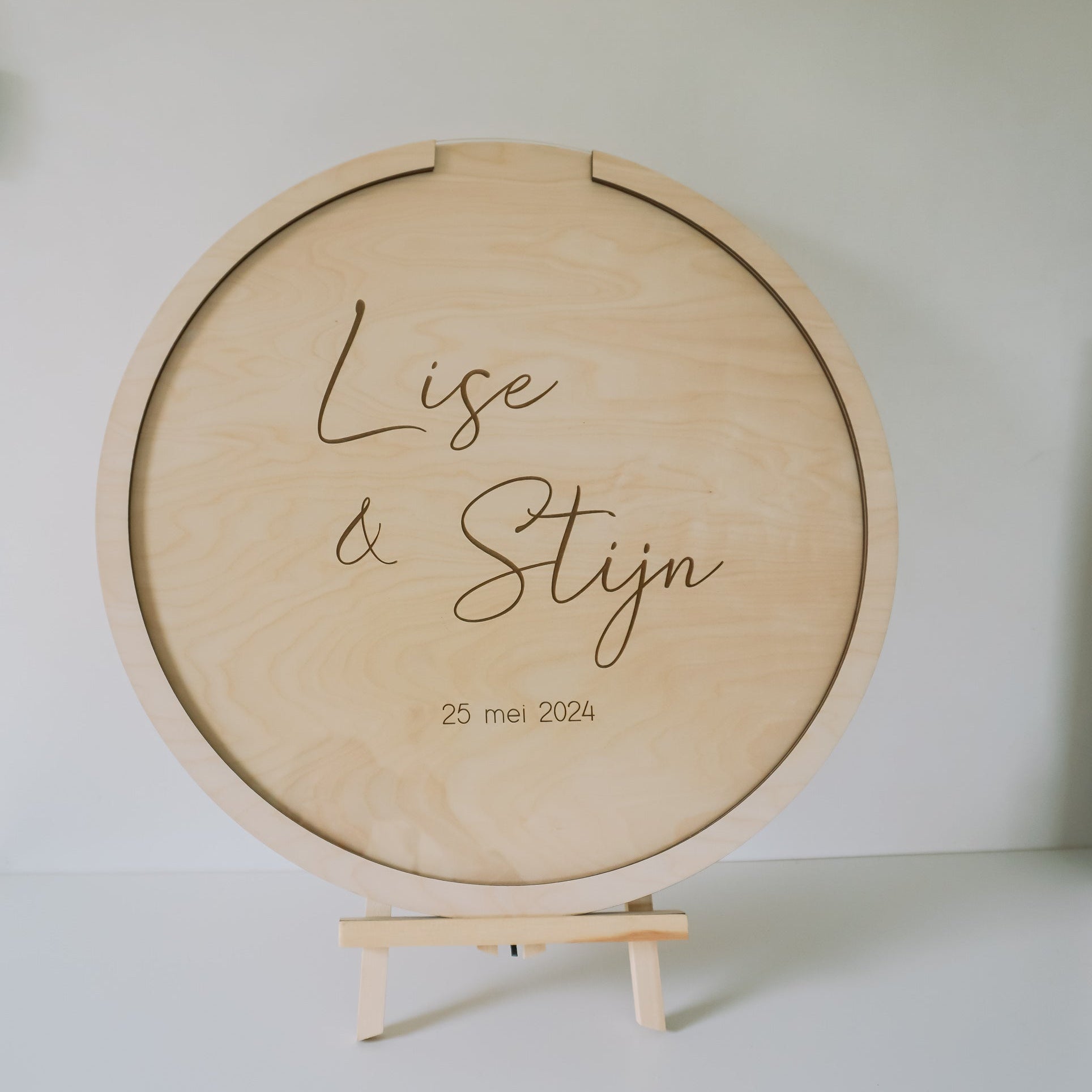 Een gastenboek volledig op maat gemaakt bij www.krea-haus.be