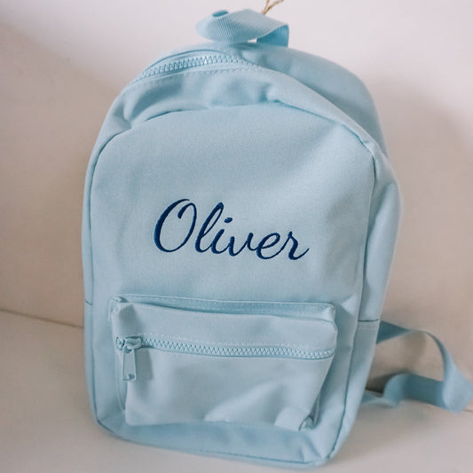 Peuterrugzakje geborduurd met naam 