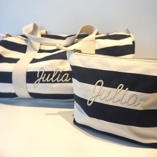 Geborduurde toilettas met naam en sporttas voor kinderen