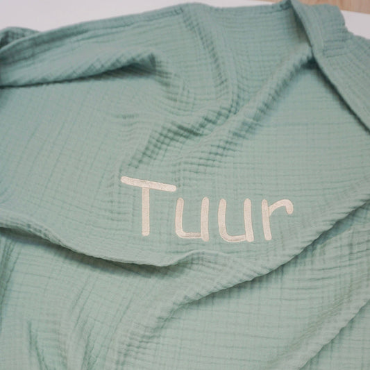 Geborduurd tetradoek swaddle met naam 