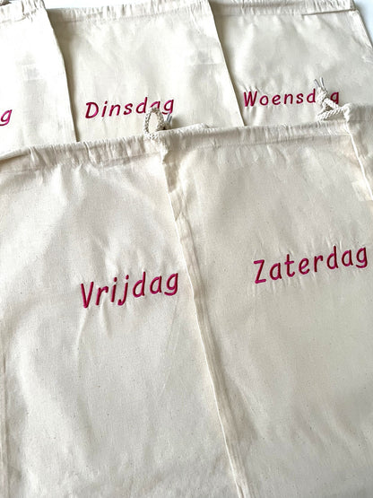 Pakket XL waszak met weekdag zakjes voor kledij