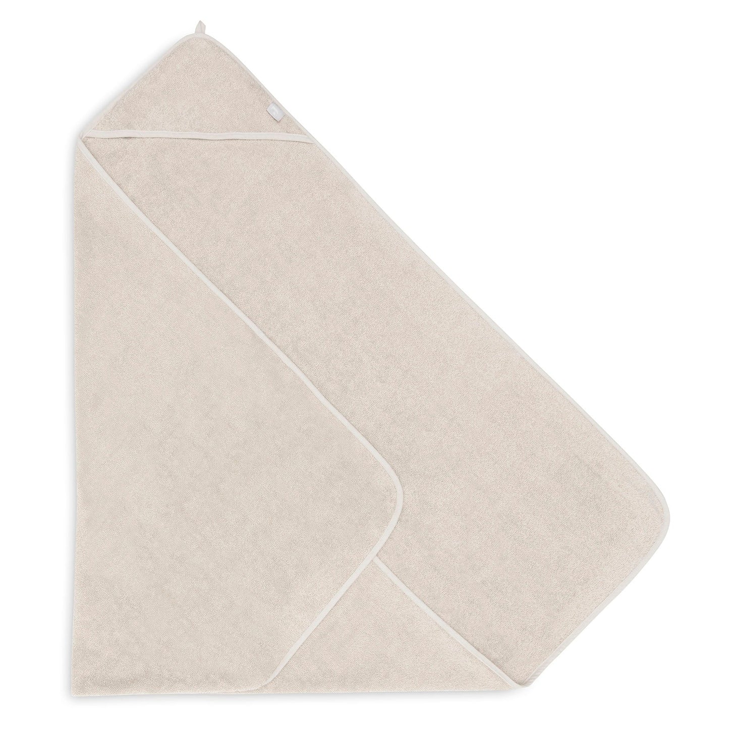 Schuin gevouwen badcape badstof 100x100 cm in nougat van Jollein, gepersonaliseerde badcape voor baby die geborduurd kan worden met naam.