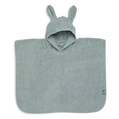 Badponcho badstof in ash green van Jollein, zachte badponcho voor baby met capuchon en oortjes die geborduurd kan worden met naam