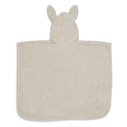 Achterkant van de badponcho badstof in nougat van Jollein, zachte baby badponcho voor na bad of zwemmen