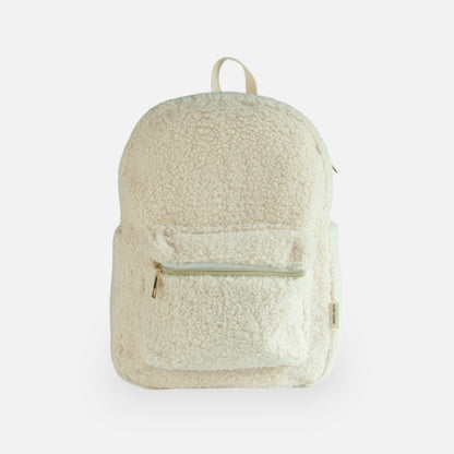 Voorkant teddy rugzak beige, ideaal als eerste gepersonaliseerde rugzakje voor school, de crèche of een uitstapje.